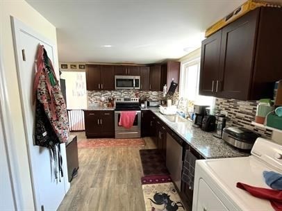 3 bed, 1 bath apartment for rent at 40 Keenan St Unit 2, Watertown — photo 1 of 9
