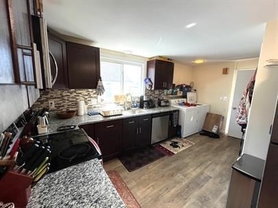 3 bed, 1 bath apartment for rent at 40 Keenan St Unit 2, Watertown — photo 3 of 9