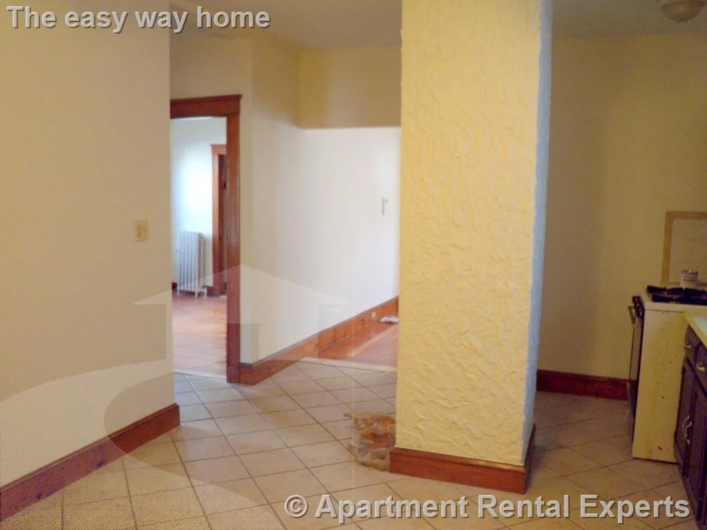 2 bed, 1 bath apartment for rent at 40 Kenmere Rd, Medford Square — photo 6 of 23