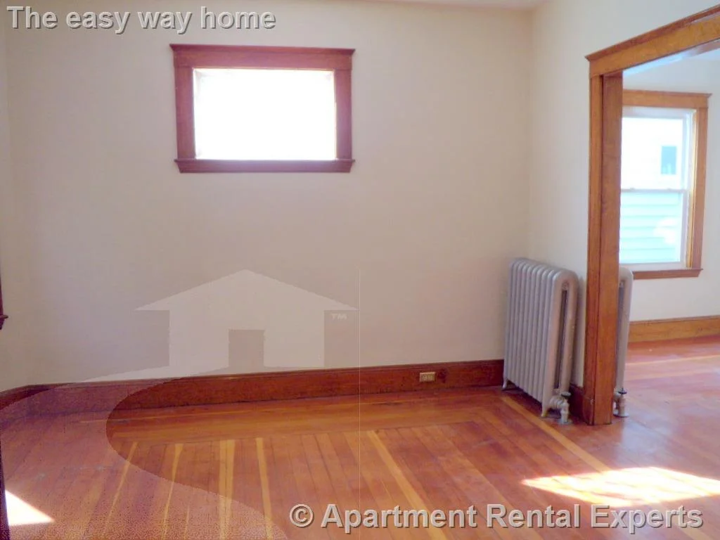 2 bed, 1 bath apartment for rent at 40 Kenmere Rd, Medford Square — photo 5 of 23