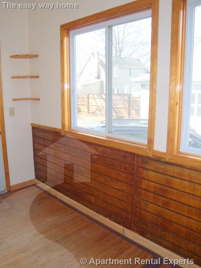 2 bed, 1 bath apartment for rent at 40 Kenmere Rd, Medford Square — photo 13 of 23