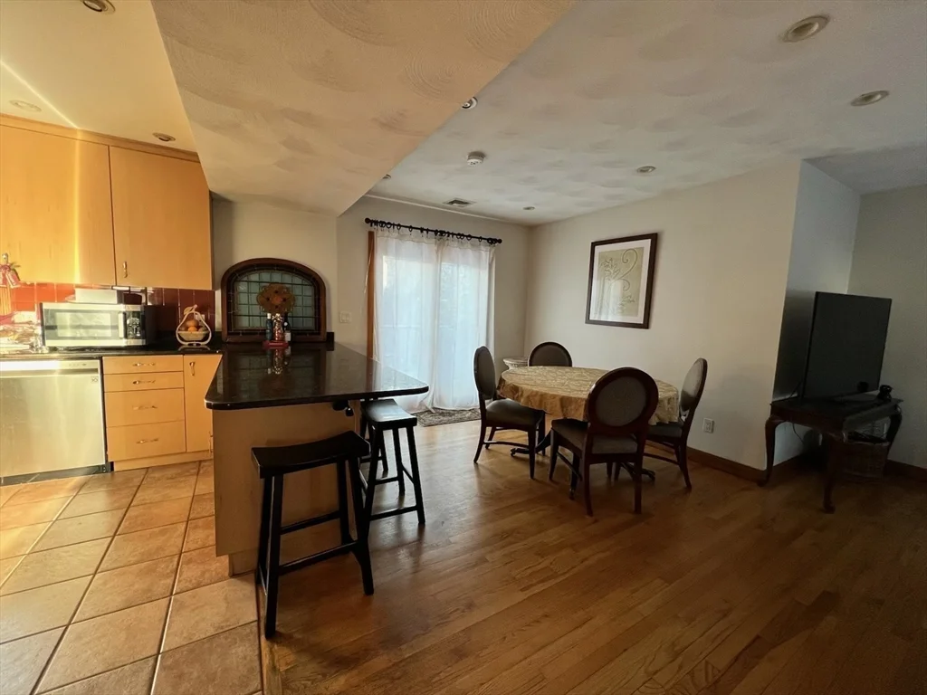 1 bed, 1 bath apartment for rent at 40 Kimball Rd Unit 2, Watertown — photo 2 of 9