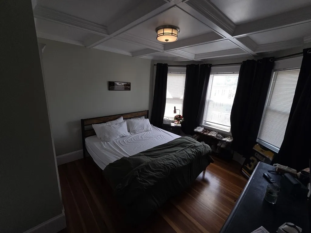 3 bed, 1 bath apartment for rent at 40 King St Unit 3, Dorchester — photo 9 of 21