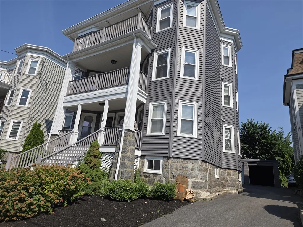 3 bed, 1 bath apartment for rent at 40 King St Unit 3, Dorchester — photo 20 of 21