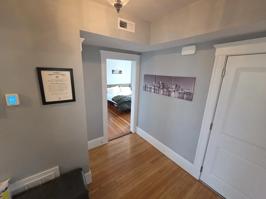 3 bed, 1 bath apartment for rent at 40 King St Unit 3, Dorchester — photo 12 of 21