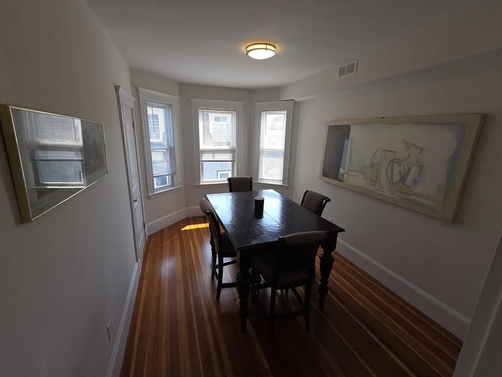 3 bed, 1 bath apartment for rent at 40 King St Unit 3, Dorchester — photo 11 of 21