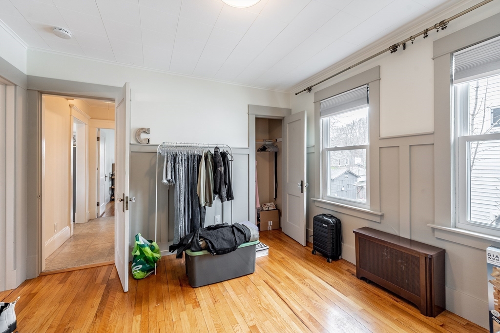 2 bed, 1 bath apartment for rent at 40 King St Unit 40, Holyoke — photo 24 of 26