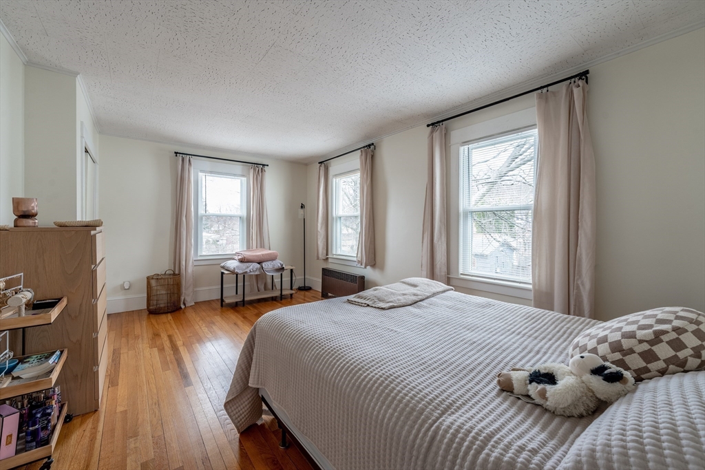 2 bed, 1 bath apartment for rent at 40 King St Unit 40, Holyoke — photo 19 of 26