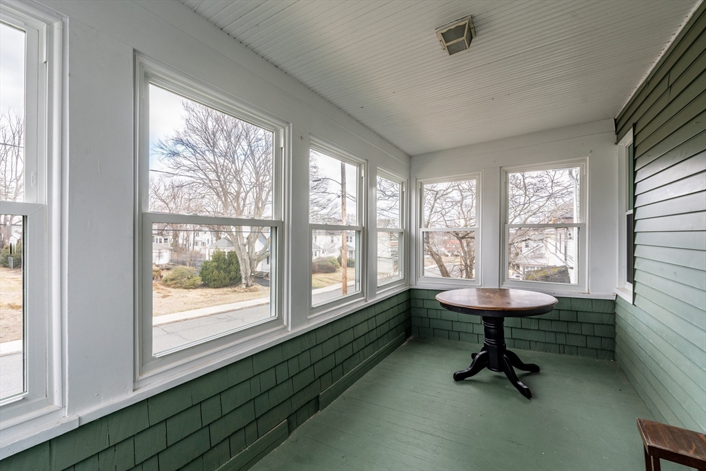 2 bed, 1 bath apartment for rent at 40 King St Unit 40, Holyoke — photo 25 of 26