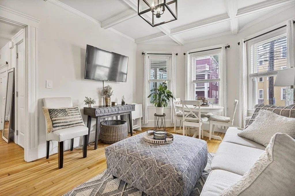 3 bed, 1 bath apartment for rent at 40 King Unit 1, Boston — photo 10 of 22