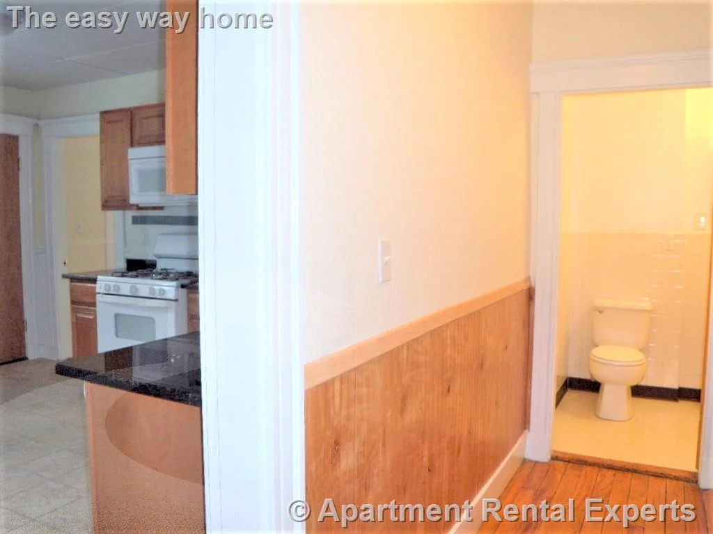1 bed, 1 bath apartment for rent at 40 Linden Ave Unit 1, Porter Square — photo 10 of 16