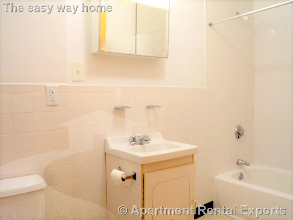 1 bed, 1 bath apartment for rent at 40 Linden Ave Unit 1, Porter Square — photo 11 of 16
