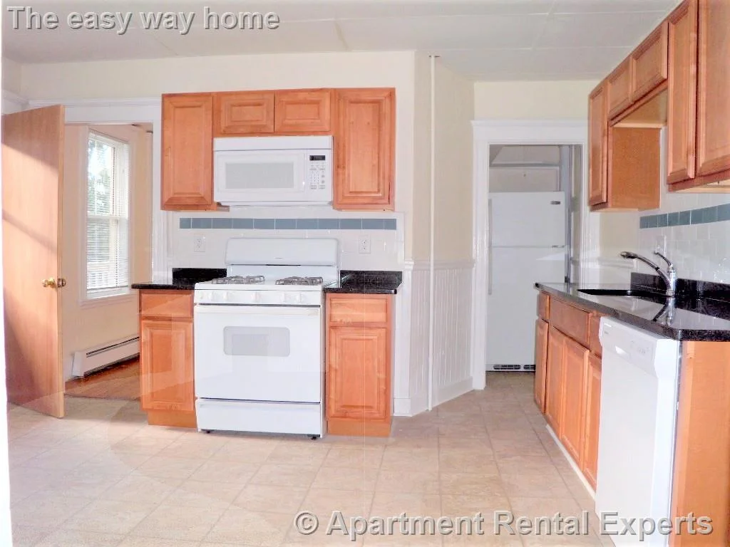 1 bed, 1 bath apartment for rent at 40 Linden Ave Unit 1, Porter Square — photo 1 of 16