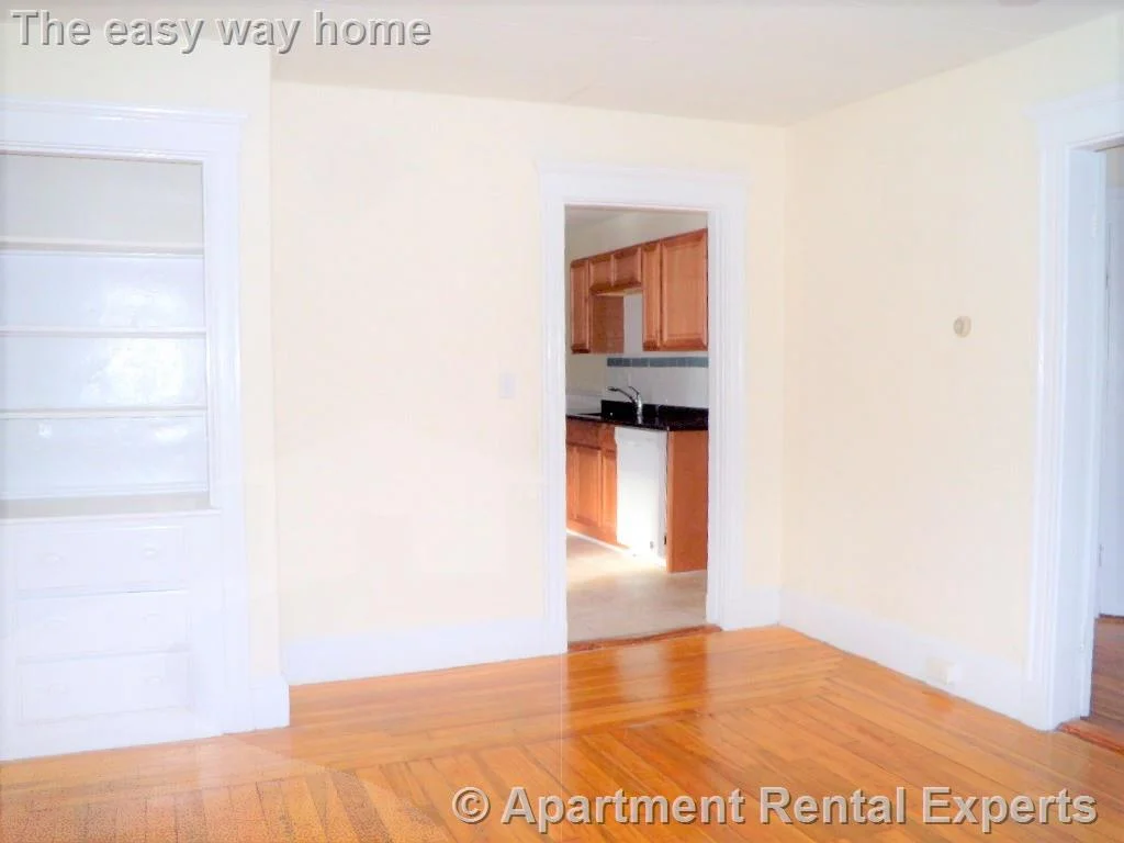 1 bed, 1 bath apartment for rent at 40 Linden Ave Unit 1, Porter Square — photo 6 of 16