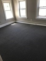 4 bed, 1 bath apartment for rent at 40 London St Unit 40, Lowell — photo 6 of 6