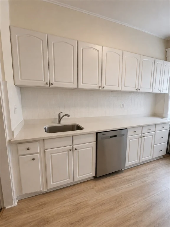 3 bed, 1 bath apartment for rent at 40 Longwood Ave Unit 5, Coolidge Corner — photo 5 of 10