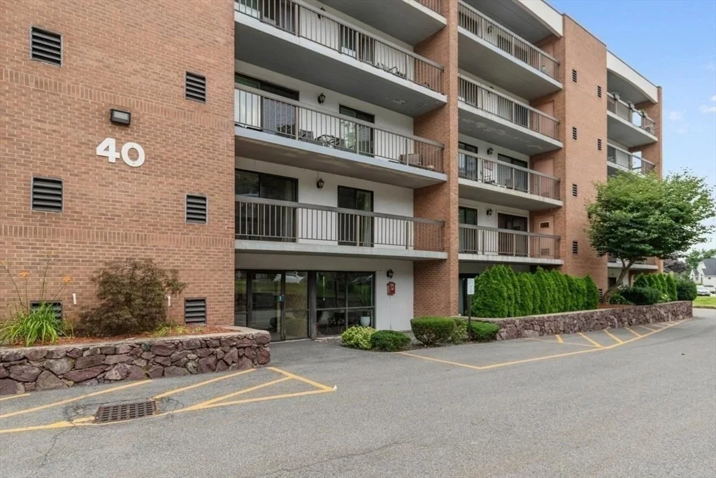 2 bed, 2 bath apartment for rent at 40 Main St Unit 308, Stoneham — photo 20 of 25
