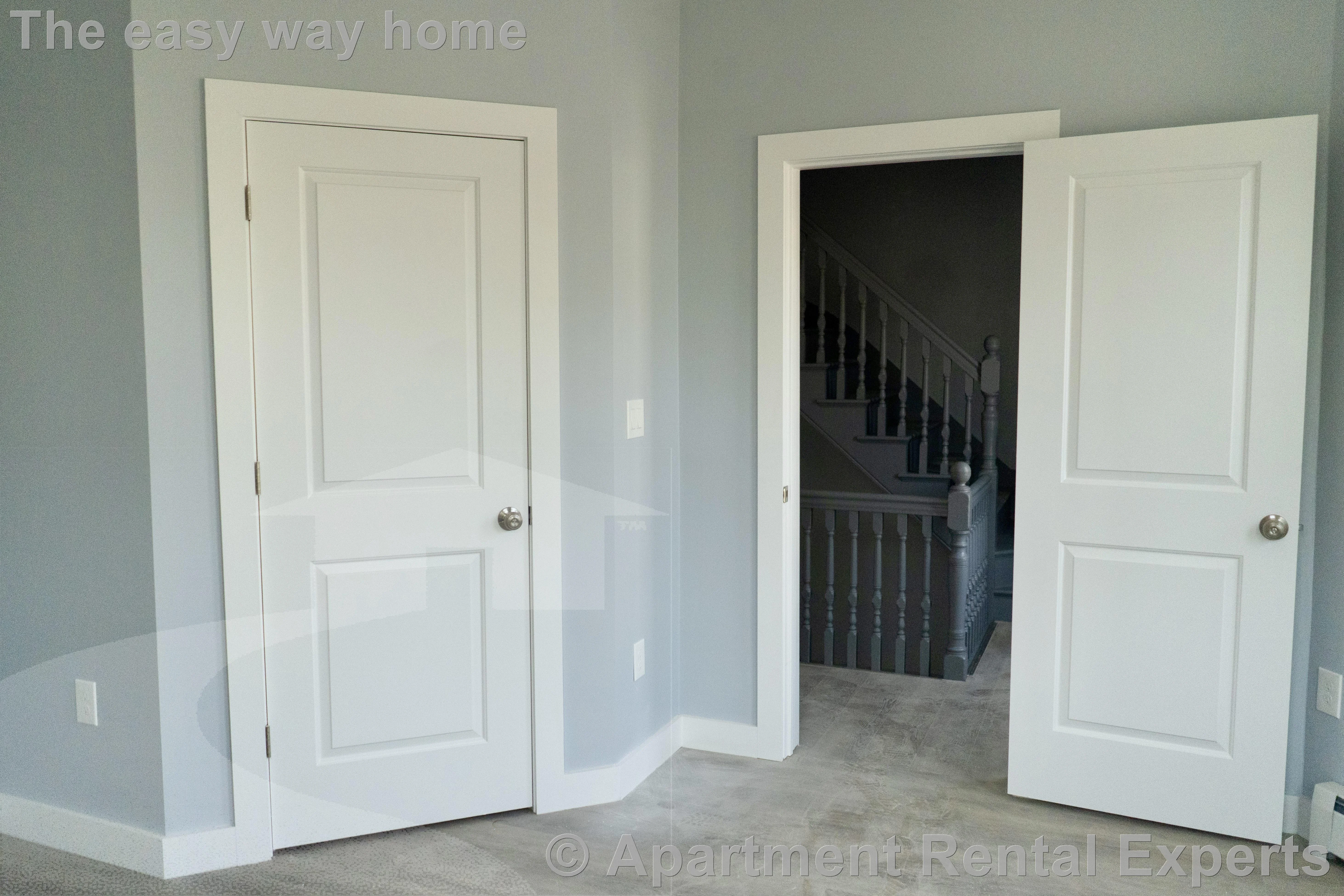 6 bed, 3 bath apartment for rent at 40 Mansfield St, Union Square — photo 5 of 12