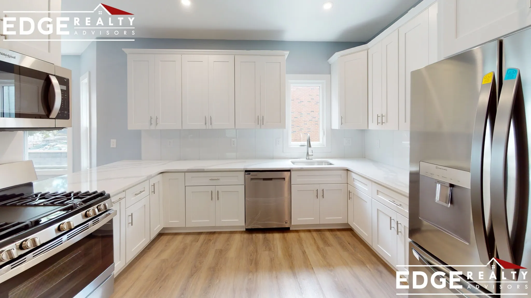 6 bed, 3 bath apartment for rent at 40 Mansfield St Unit 40, Ward Two — photo 1 of 11