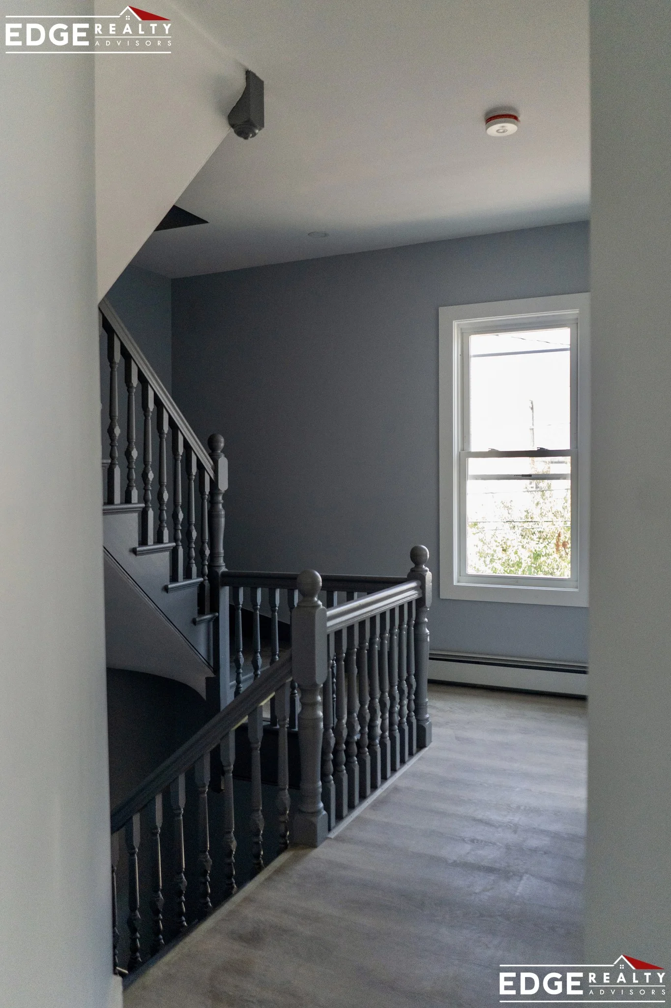 6 bed, 3 bath apartment for rent at 40 Mansfield St Unit 40, Ward Two — photo 10 of 11