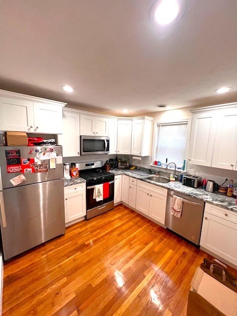 3 bed, 1 bath apartment for rent at 40 Marine Rd Unit 2, South Boston — photo 3 of 10
