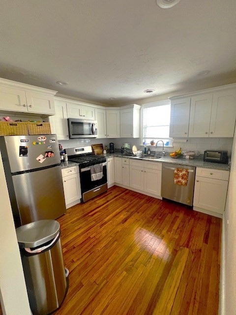 3 bed, 1 bath apartment for rent at 40 Marine Rd Unit 3, South Boston