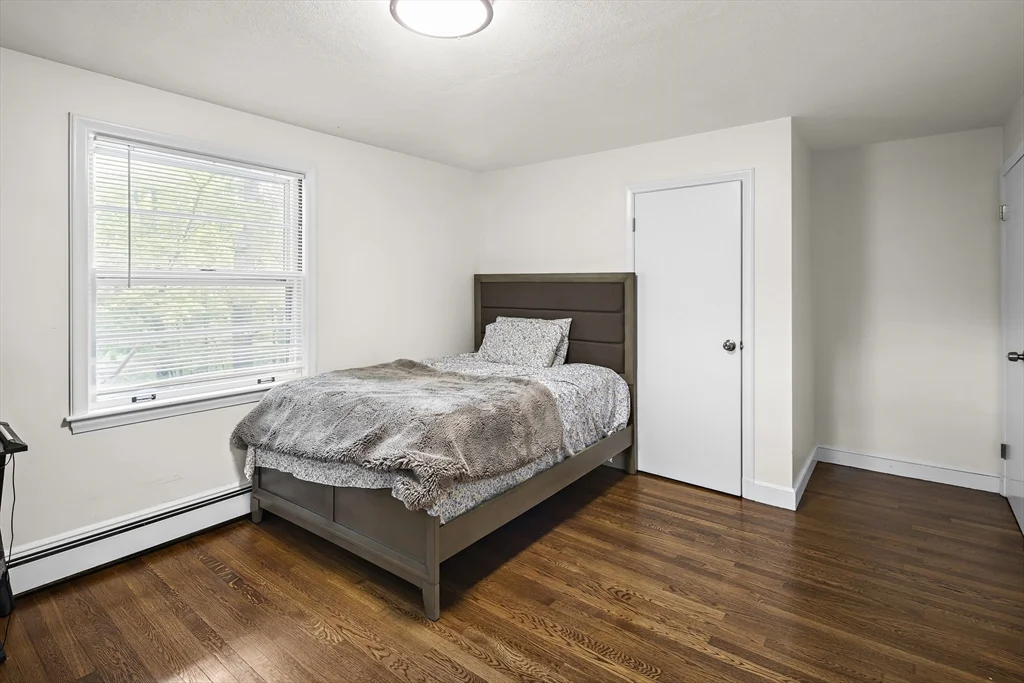 3 bed, 2 bath apartment for rent at 40 Marrett Rd, Lexington — photo 9 of 18