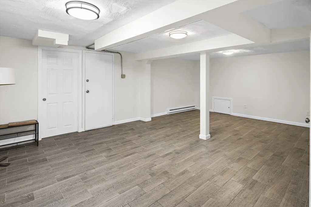 3 bed, 2 bath apartment for rent at 40 Marrett Rd, Lexington — photo 15 of 18