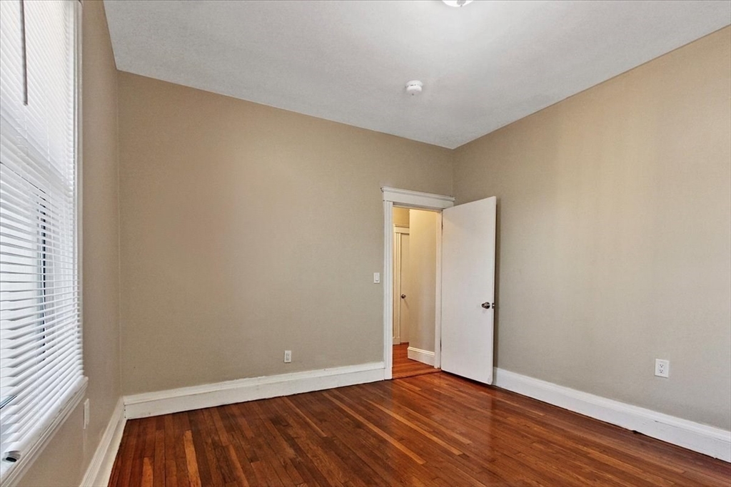 3 bed, 1 bath apartment for rent at 40 Mattapan St Unit 1, Mattapan — photo 9 of 13