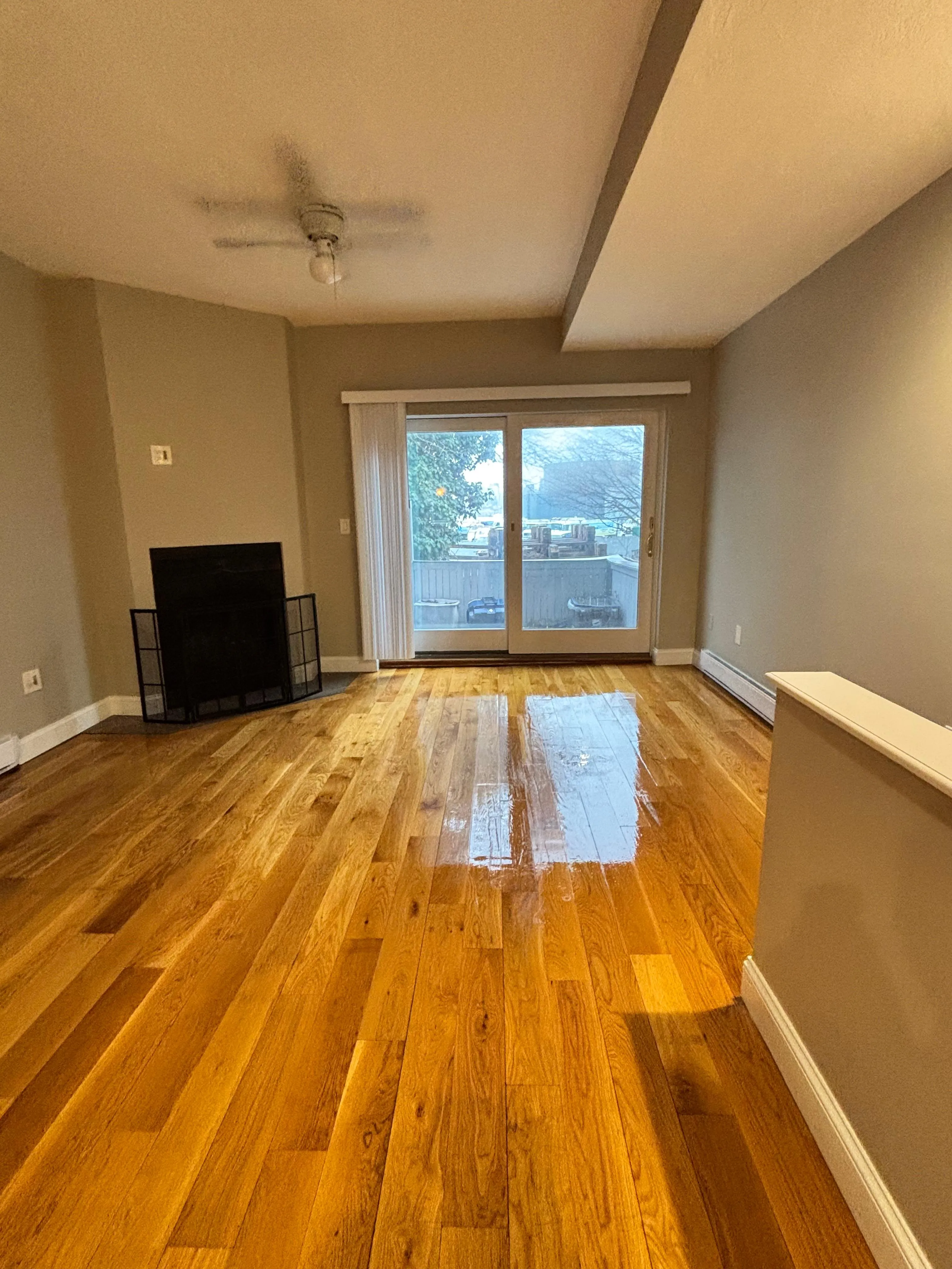 2 bed, 1 bath apartment for rent at 40 Medford St Unit 2, Chelsea — photo 3 of 8