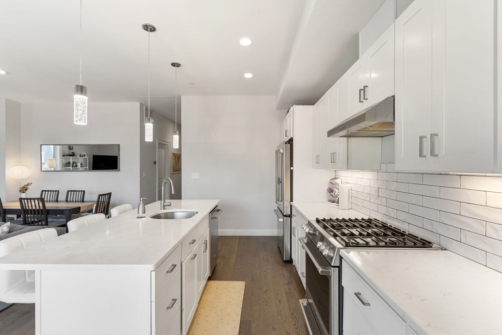 2 bed, 1 bath apartment for rent at 40 Medford St Unit 201, Somerville — photo 3 of 17