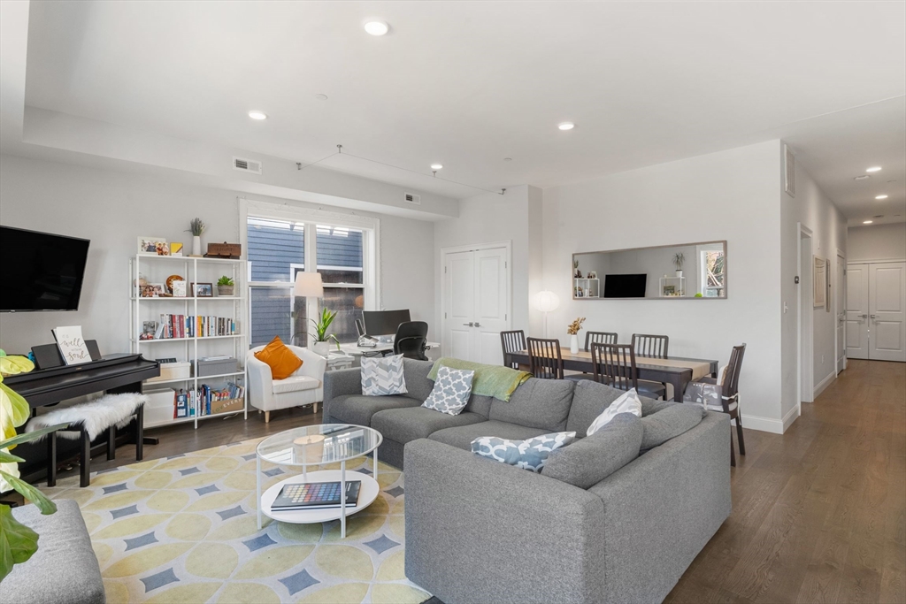 2 bed, 1 bath apartment for rent at 40 Medford St Unit 201, Somerville — photo 6 of 17