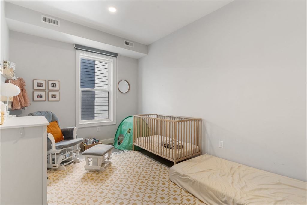 2 bed, 1 bath apartment for rent at 40 Medford St Unit 201, Somerville — photo 13 of 17