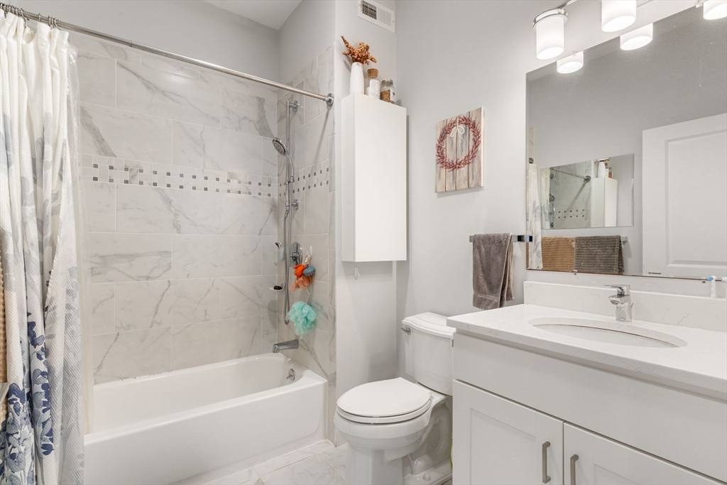 2 bed, 1 bath apartment for rent at 40 Medford St Unit 201, Somerville — photo 12 of 17