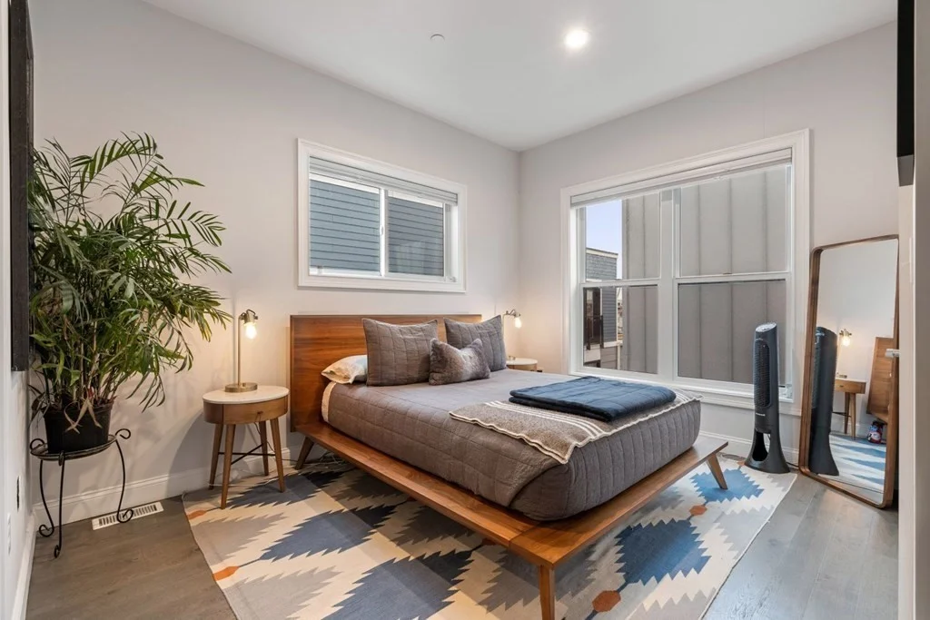 3 bed, 2 bath apartment for rent at 40 Medford St Unit 301, Union Square — photo 13 of 22