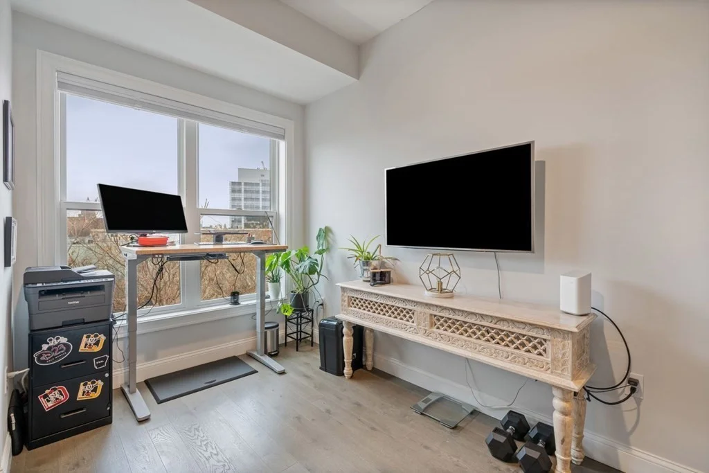 3 bed, 2 bath apartment for rent at 40 Medford St Unit 301, Union Square — photo 18 of 22