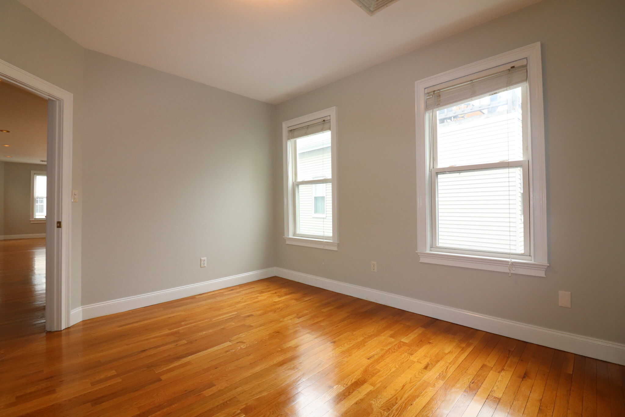 3 bed, 1 bath apartment for rent at 40 Middle St Unit 4, South Boston — photo 11 of 14