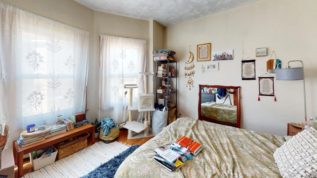 3 bed, 1 bath apartment for rent at 40 Mozart Unit 3, Jamaica Plain — photo 6 of 15