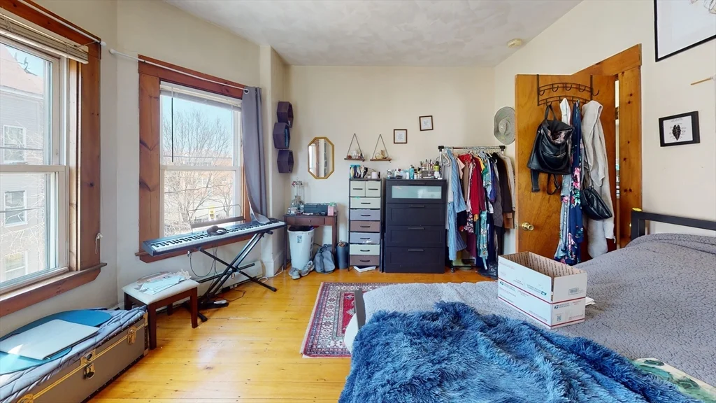 3 bed, 1 bath apartment for rent at 40 Mozart Unit 3, Jamaica Plain — photo 9 of 15
