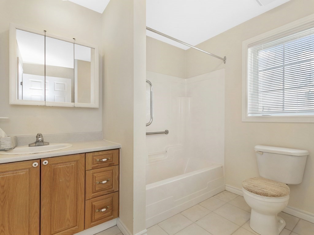 2 bed, 1 bath apartment for rent at 40 Myrtle St Unit 1, Waltham — photo 10 of 10