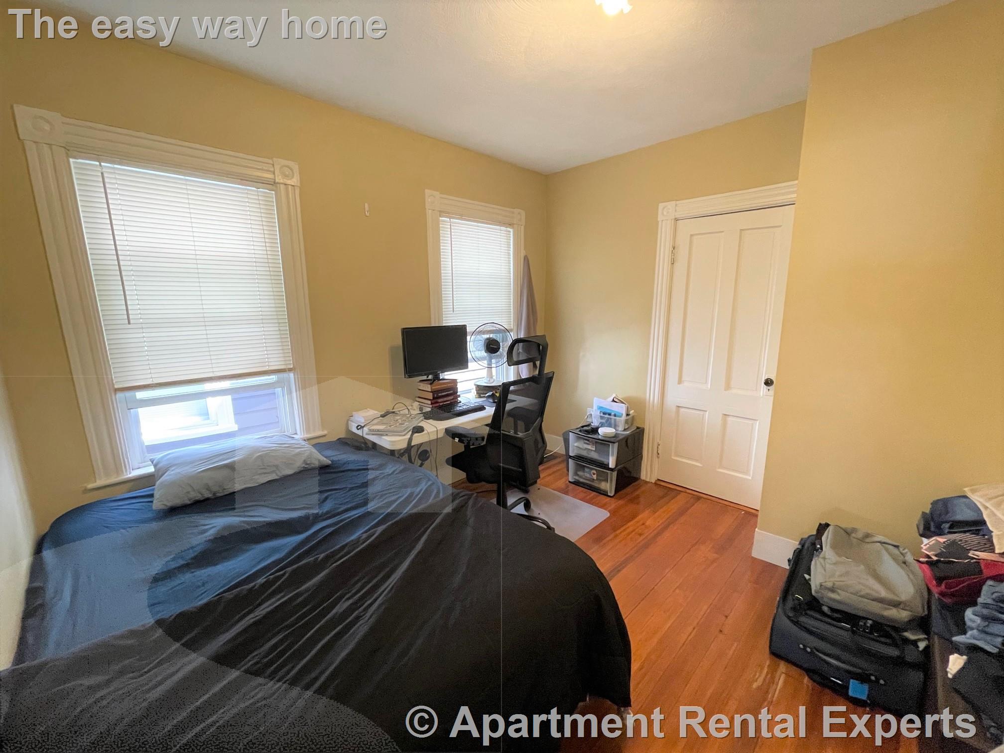 3 bed, 1 bath apartment for rent at 40 Newbern Ave, Ball Square — photo 12 of 16