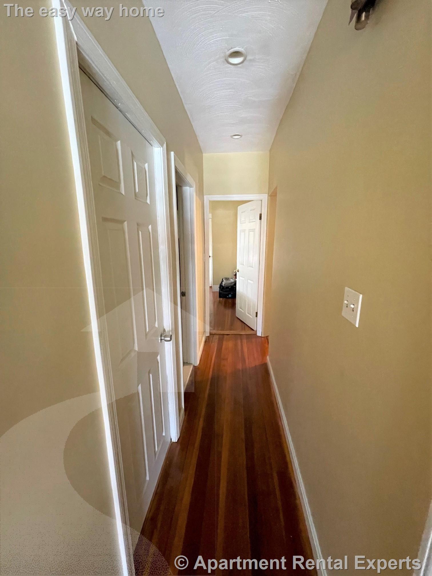 3 bed, 1 bath apartment for rent at 40 Newbern Ave, Ball Square — photo 10 of 16