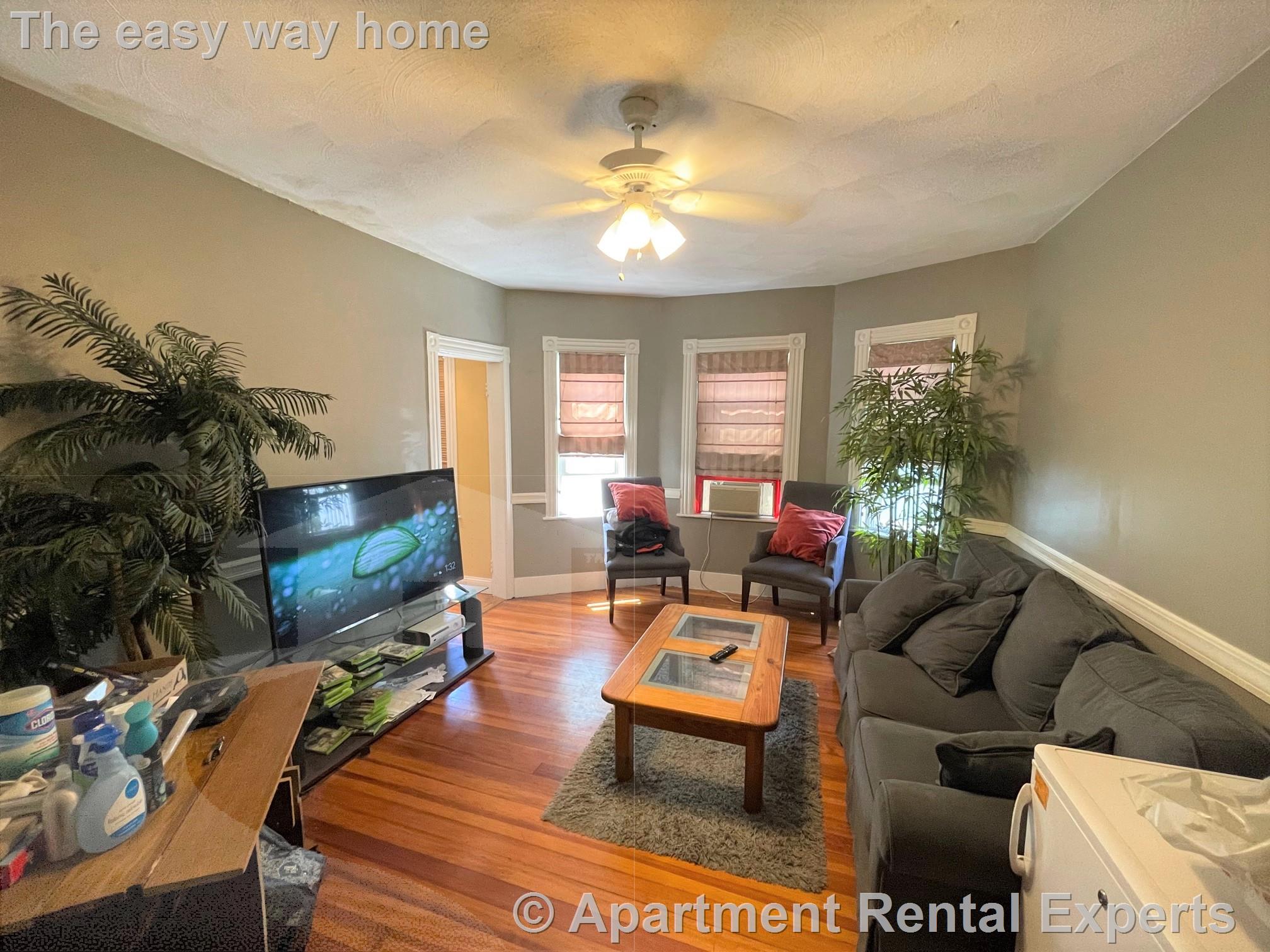 3 bed, 1 bath apartment for rent at 40 Newbern Ave, Ball Square — photo 6 of 16