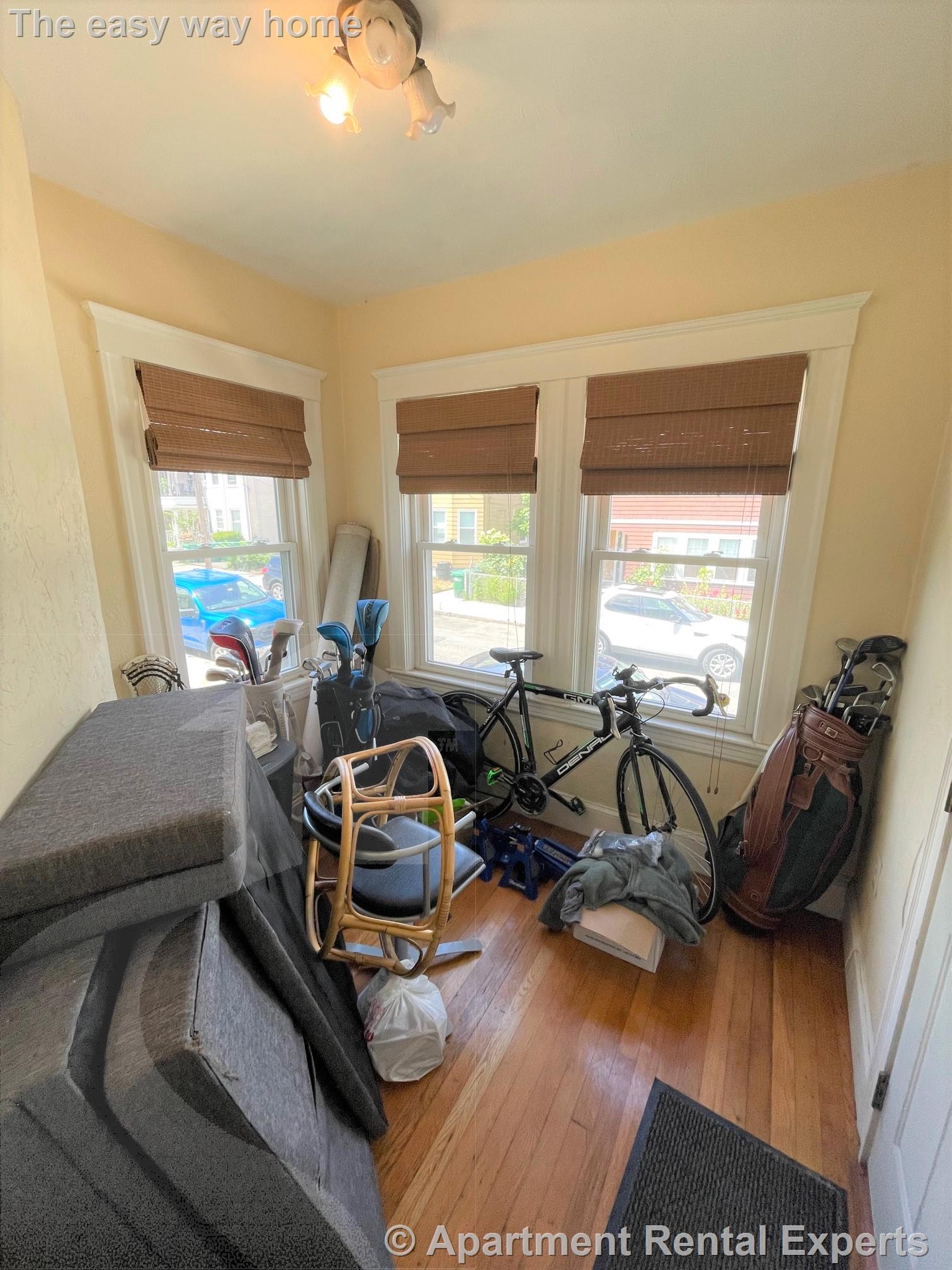 3 bed, 1 bath apartment for rent at 40 Newbern Ave, Ball Square — photo 8 of 16