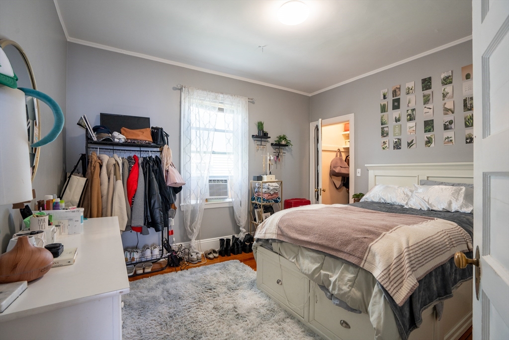 4 bed, 1.5 bath apartment for rent at 40 Newcastle Rd Unit 1, Brighton — photo 10 of 20