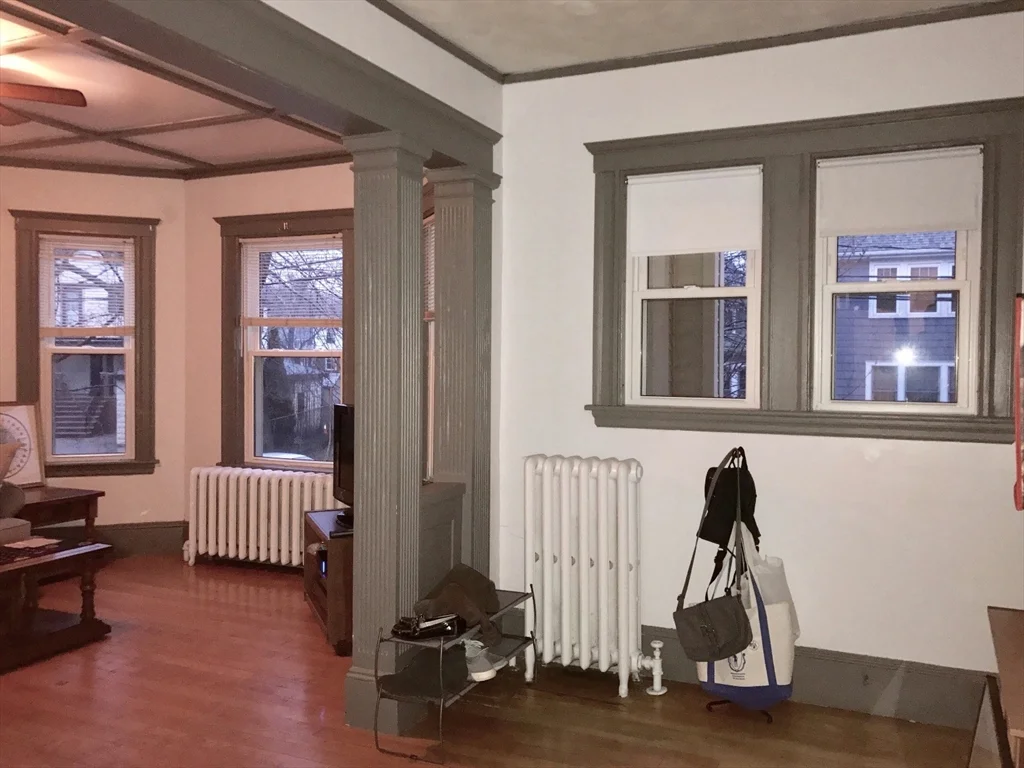 2 bed, 1 bath apartment for rent at 40 Newman Way Unit 1, Arlington — photo 4 of 31