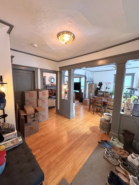 2 bed, 1 bath apartment for rent at 40 Newman Way Unit 1, Arlington — photo 2 of 31