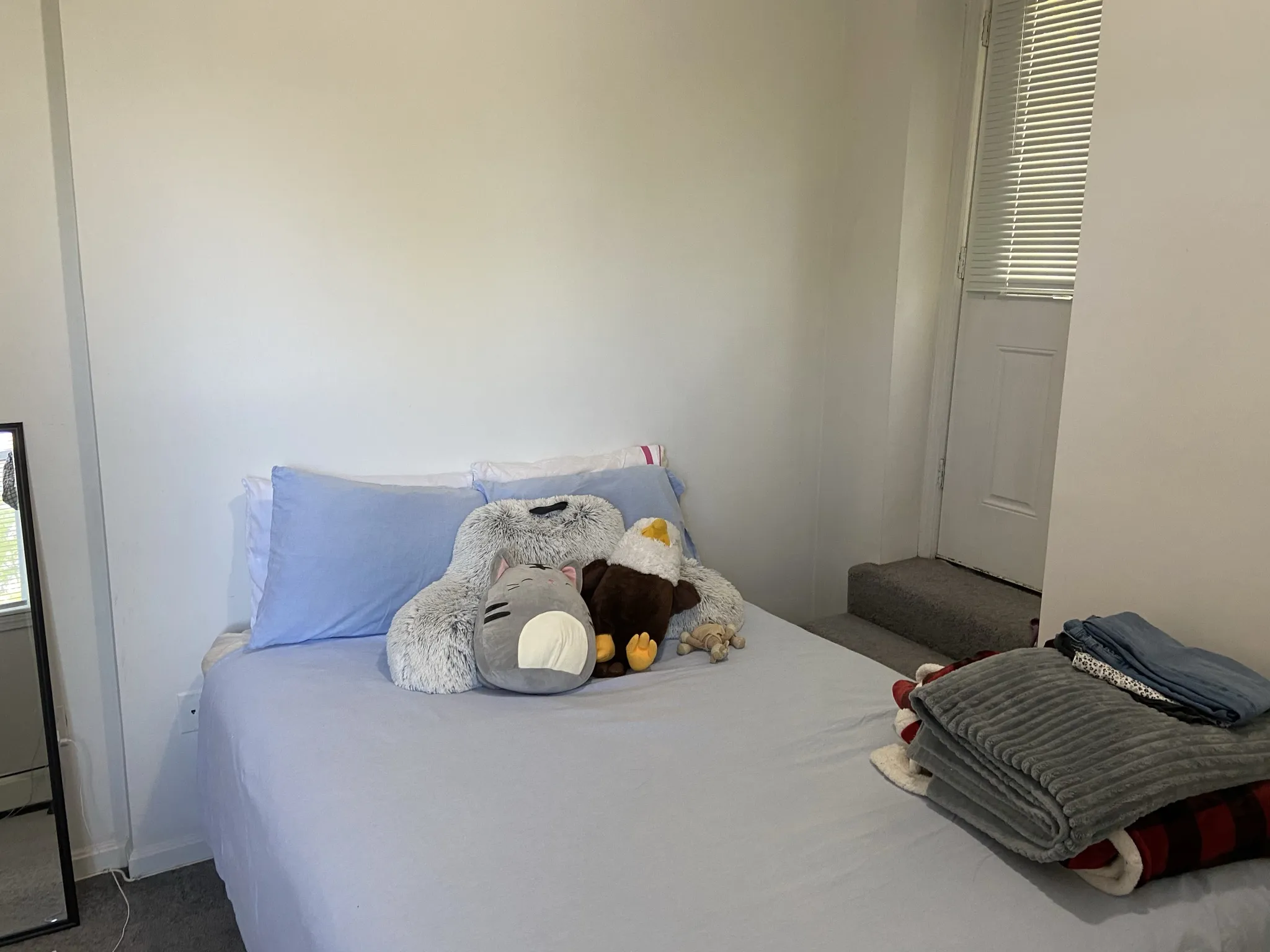 3 bed, 1 bath apartment for rent at 40 Newton St Unit 1, Brighton — photo 13 of 23
