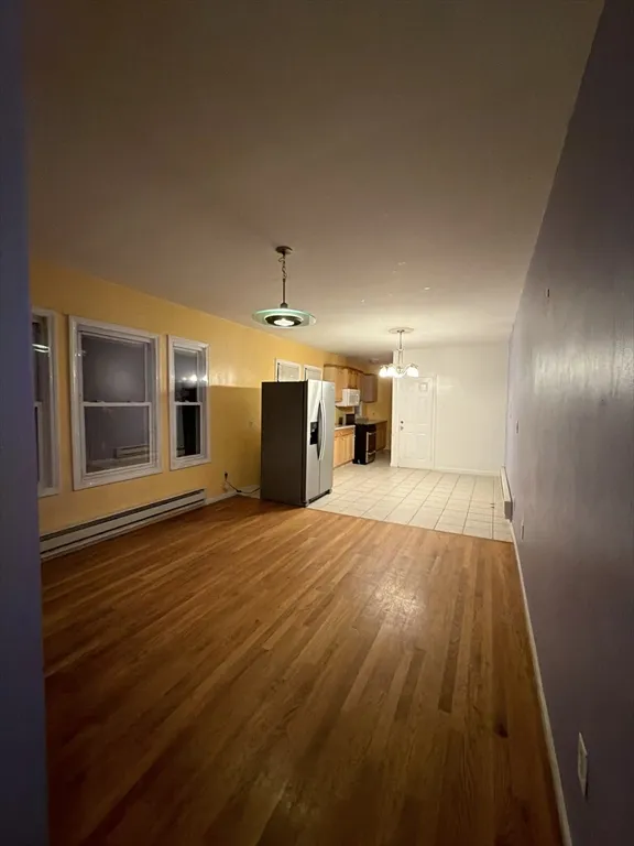 3 bed, 1 bath apartment for rent at 40 Ocean Ave Unit 1, Winthrop — photo 1 of 4