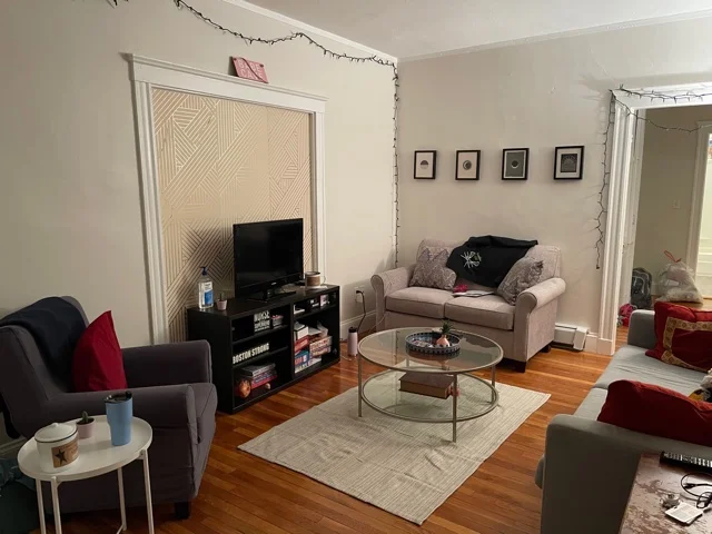 5 bed, 2 bath apartment for rent at 40 Orchard Rd Unit 2, Brighton — photo 2 of 13